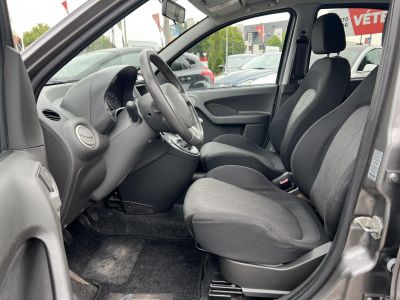 FIAT PANDA 1.4 100 HP Ritkaság! Vezetett szervizkönyv! Téli-Nyári kerék!