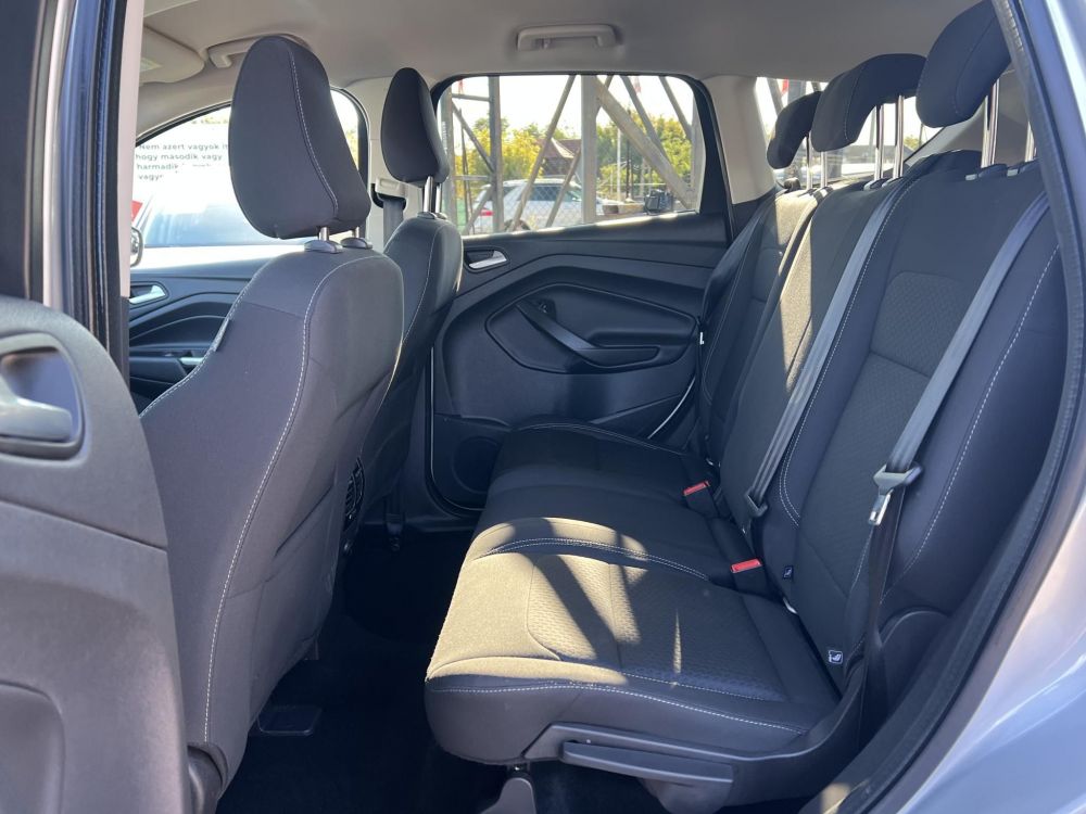 FORD KUGA 1.5 EcoBoost Business (Automata) 103e km. Magyarországi Tempomat Ülésfűtés Kormányfűtés Navi Parkradar