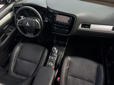 MITSUBISHI OUTLANDER 2.0 MIVEC Instyle Navi 4WD CVT