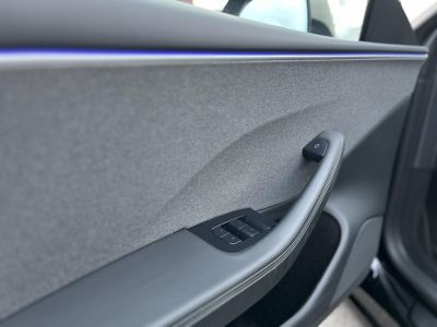 TESLA MODEL 3 RWD (Automata) HIGHLAND 27e km. AMD Ryzen. Gyári garancia 2032-ig. 500km hatótáv!