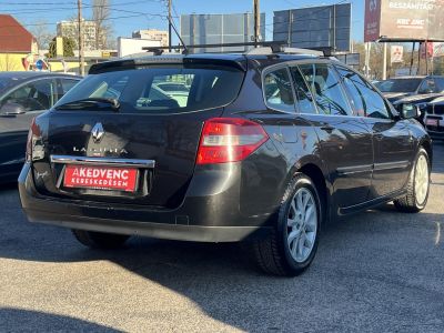 RENAULT LAGUNA 1.5 dCi Expression EDC Klíma Tempomat Bluetooth Végig szervízelt!