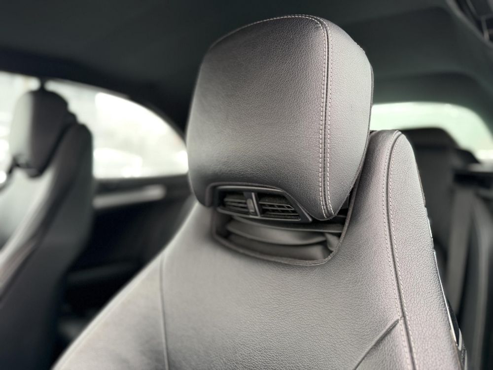 MERCEDES-BENZ E 220 CDI (Automata) Cabrio AMG csomag. 110e km. GYÖNYÖRŰ!