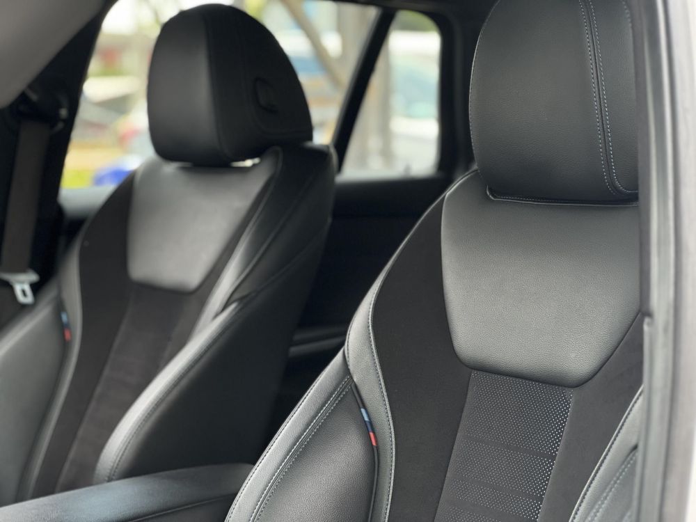 BMW 330e M Sport (Automata) Frissen szervizelt. Új téli gumik!