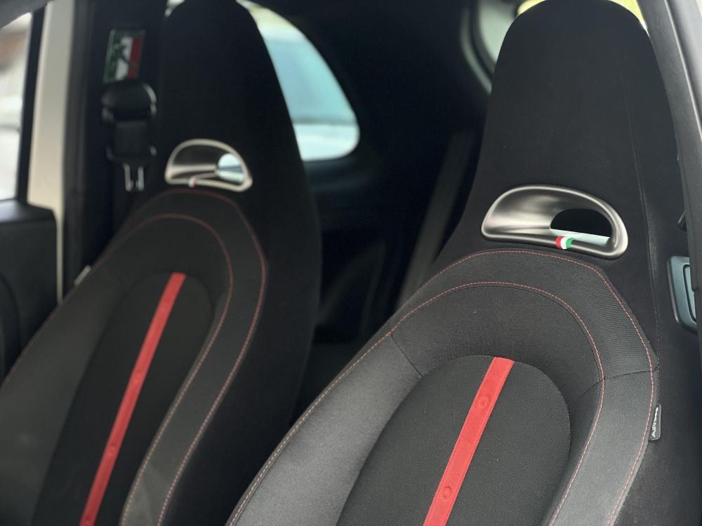 ABARTH 500 1.4 76e km. akrapovic. digitklíma. rendszeresen karbantartott!