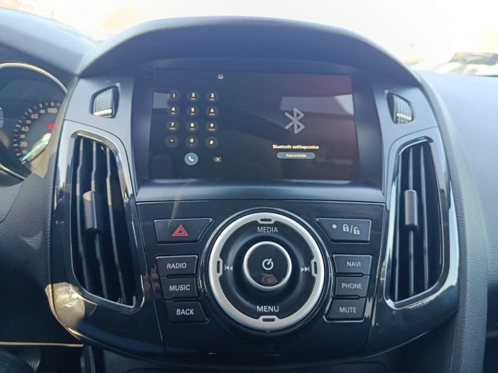 FORD FOCUS 1.0 EcoBoost Technology S S Klíma Tempomat Bluetooth Carplay Parkolóasszisztens 360 kamera!