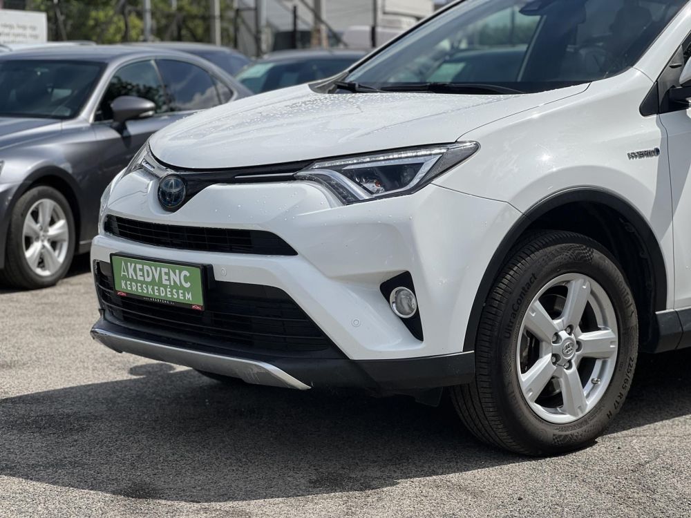 TOYOTA RAV 4 Rav4 2.5 Hybrid Executive e-CVT 4WD Végig márkaszervizelt!
