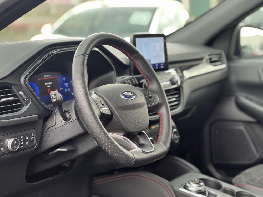 FORD KUGA 2.5 PHEV ST-Line X CVT 85e km. 70 km elektromos hatótáv. Carplay