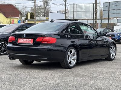 BMW 320d Napfénytető Xenon Ülésfűtés Combtámasz Navi PDC