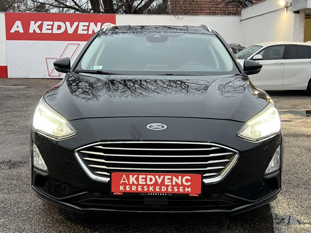 FORD FOCUS 1.0 EcoBoost Connected M.o.-i. 1.tul. Márkaszervizelt! Carplay