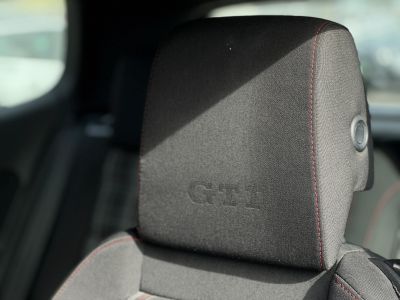 VOLKSWAGEN GOLF VI 2.0 TSI GTI DSG 270LE. Keskin felnik. Popcorn