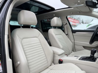 VOLKSWAGEN PASSAT VIII Variant 2.0 TSI BMT Highline 4Motion DSG R-line 280LE. Magyarországi. 115e km. Téli-nyári kerék garnitúra!