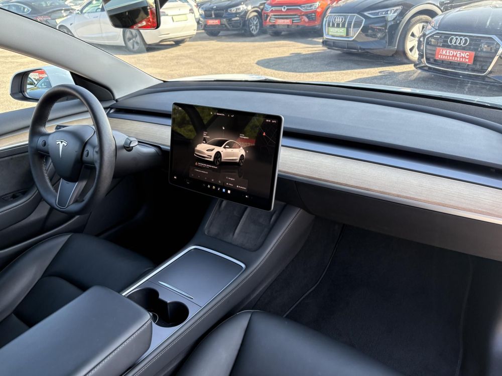 TESLA MODEL 3 Long Range AWD (Automata) mátrix LED. hőszivattyú. garanciális. premium hifi. 500km-es hatótáv!