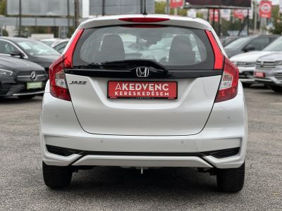 HONDA JAZZ 1.3 Trend Magyarországi. Márkaszervizelt. Tolatókamera!