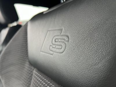 AUDI A4 Avant 3.0 TDI Sport quattro Tiptronic ic S-line LED Virtual Cockpit Távtartó Memória Kamera Vonóhorog Szervizelt!