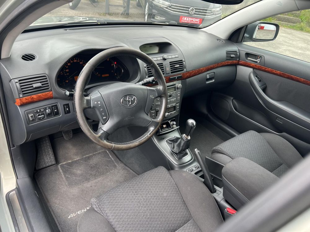 TOYOTA AVENSIS 2.0 D Webasto Ülésfűtés Tempomat Digitklíma