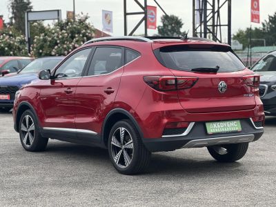MG ZS EV Luxury. 68e km. végig vezetett márkaszerviz. Carplay. panorámatető