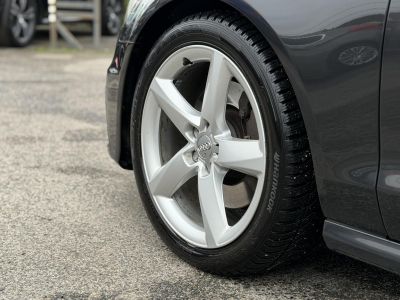 AUDI A6 Avant 3.0 V6 TDI DPF quattro S-tronic S-line Xenon Távtartó Memória Navi Sávtartó Holttér