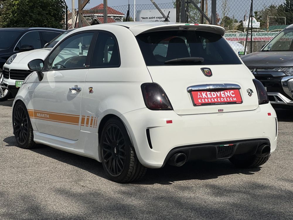 ABARTH 500 1.4 76e km. akrapovic. digitklíma. rendszeresen karbantartott!