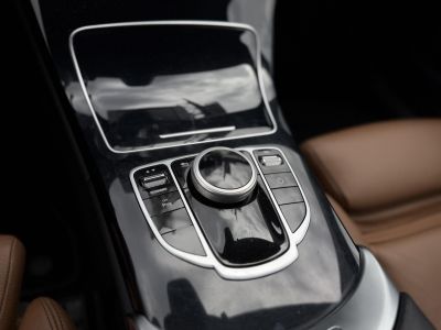 MERCEDES-BENZ C 300 T BlueTEC h HYBRID 7G-TRONIC 138e km. barna bőrbelső. bluetooth. navigáció. megkímélt állapot!