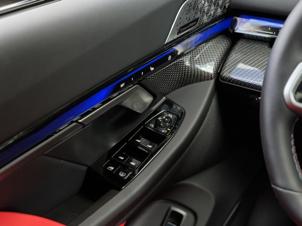 BMW M5 (Automata) Magyarországi. Bowers & Wilkins. 3év/200e km garancia!