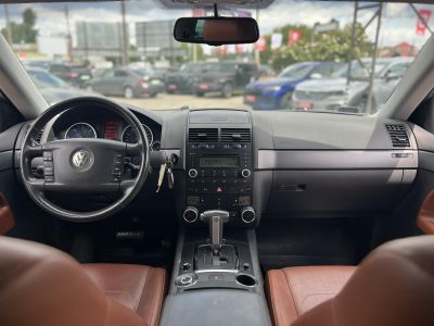 VOLKSWAGEN TOUAREG 3.0 V6 TDI Tiptronic ic Exkluzív bőrbelső Nem légrugós Gyári 3.5T horog Friss vizsga!