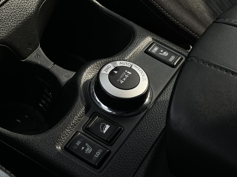 NISSAN X-TRAIL 2.0 dCi Acenta 4x4 Xtronic 155e km. panorámatető. tempomat. sávtartó. ülésfűtés. 360kamera. vonóhorog!