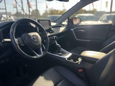TOYOTA RAV 4 Rav4 2.5 Hybrid Executive AWD e-CVT 71e km. M.o-i. panorámatető. üléshűtés. memória. 360 fokos kamera. CARPLAY!