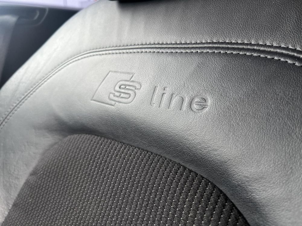 AUDI TT Coupe 2.0 TFSI S-tronic