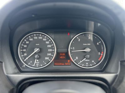 BMW 320d xDrive Touring (Automata) Bordó bőr belső.153e km. M.o.-i. frissen szervizelt! panoráma tető ülésfűtés