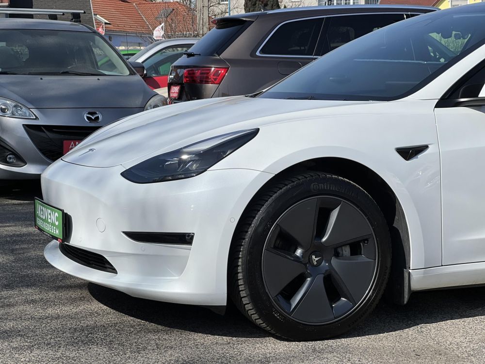 TESLA MODEL 3 Long Range AWD (Automata) 60e km. mátrix LED. hőszivattyú. 500km hatótáv!