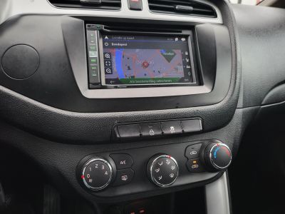 KIA CEE'D SW 1.6 CRDI LX Klíma Tempomat Navi Bluetooth Szervizelt!