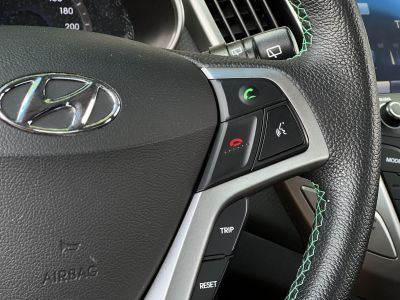 HYUNDAI VELOSTER 1.6 GDI Life klíma. tolatóradar. bluetooth. 2 gyári kulcs!