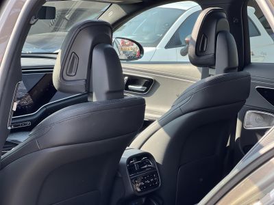 MERCEDES-BENZ E 300 e T 9G-TRONIC Plug-in hybrid ÁFÁS! AMG. 4D Burmester hifi 3DX2 kijelző Panorámatető Masszázs ülések!