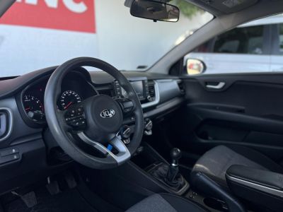 KIA STONIC 1.25 MPI Style Magyarországi. Gyári fényezés. 63e km.Végig vezetett szervizkönyv!