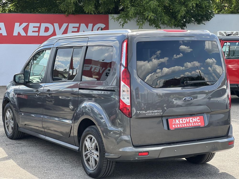 FORD CONNECT Tourneo230 1.5 TDCi L2 Titanium (7 személyes ) 79e km. M.o.-i. Márkaszervizelt előélet!