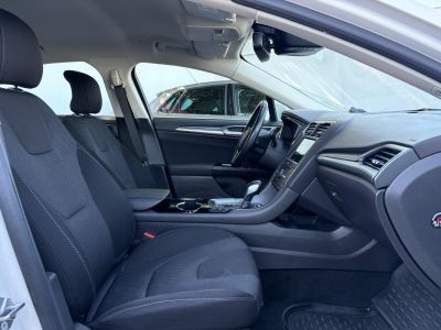 FORD MONDEO 2.0 HEV Titanium (Automata) Rendszeresen karbantartott Garanciális váltó!