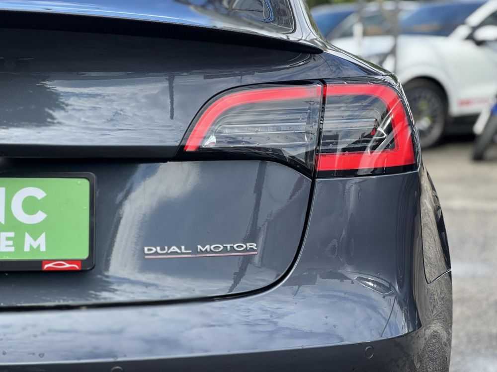 TESLA MODEL 3 Performance AWD (Automata) Mátrix LED. Hőszivattyús. gyári garanciális 2029-ig