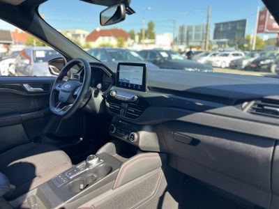 FORD KUGA 2.5 PHEV ST-Line CVT 28e km. 70 km elektromos hatótáv. CARPLAY!
