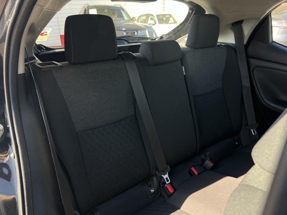 TOYOTA YARIS 1.5 Hybrid Comfort Style e-CVT