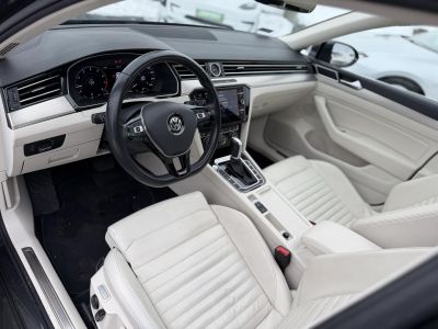 VOLKSWAGEN PASSAT VIII Variant 2.0 TSI BMT Highline 4Motion DSG R-line 280LE. Magyarországi. 115e km. Téli-nyári kerék garnitúra!