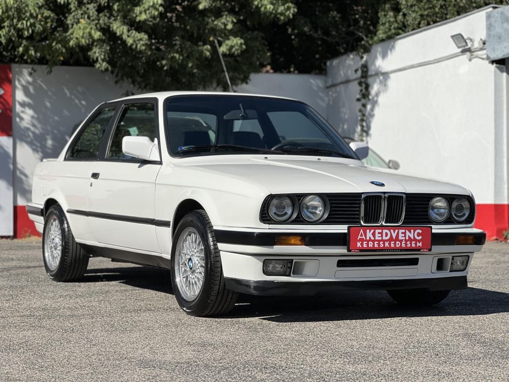 BMW 318is