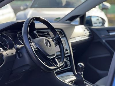 VOLKSWAGEN GOLF VII Variant 2.0 TDI Comfortline 4Motion Dynaudio HIFI. végig vezetett szervízkönyv