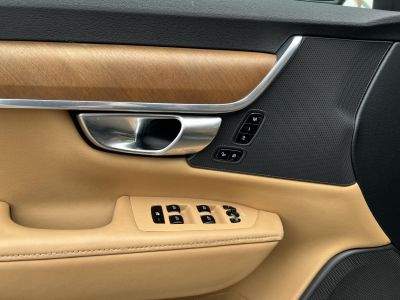 VOLVO V90 2.0 D [D4] Inscription AWD Geartronic Teljes felszereltség. Végig márkaszervizben szervizelt. Téli-nyári gumi!