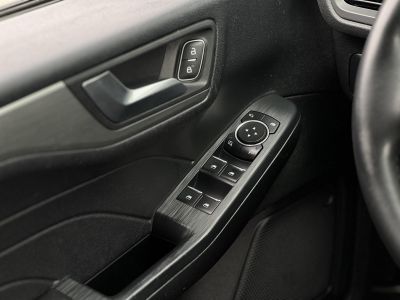 FORD KUGA 2.5 FHEV Freedom CVT 120e km. LED fényszórók. kamera. keyless. sávtartó. navi. CARPLAY!