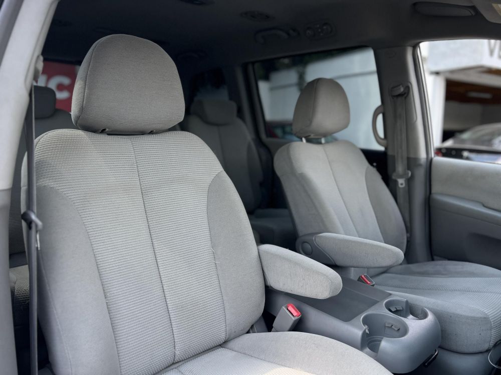 KIA CARNIVAL 2.9 CRDi EX (7 személyes ) klíma. tempomat. tolatókamera. tolatóradar. vonóhorog!