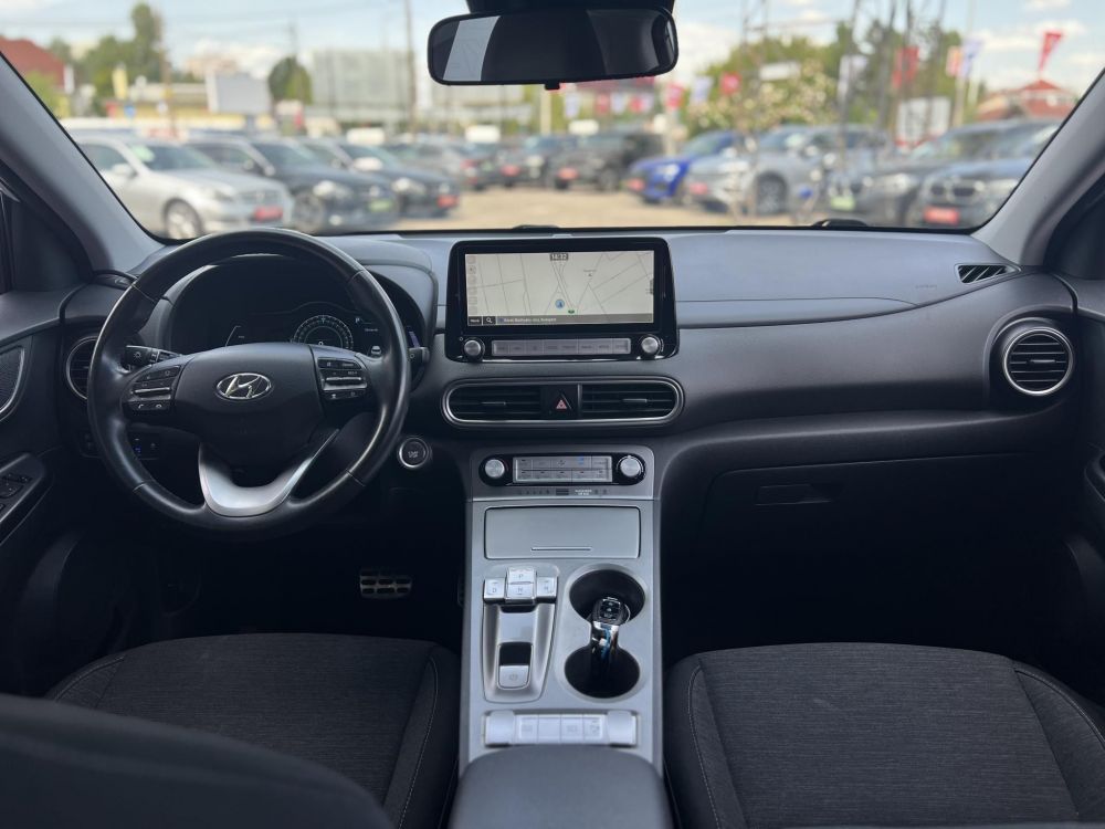 HYUNDAI KONA EV 64kWh Comfort 400+km hatótáv
