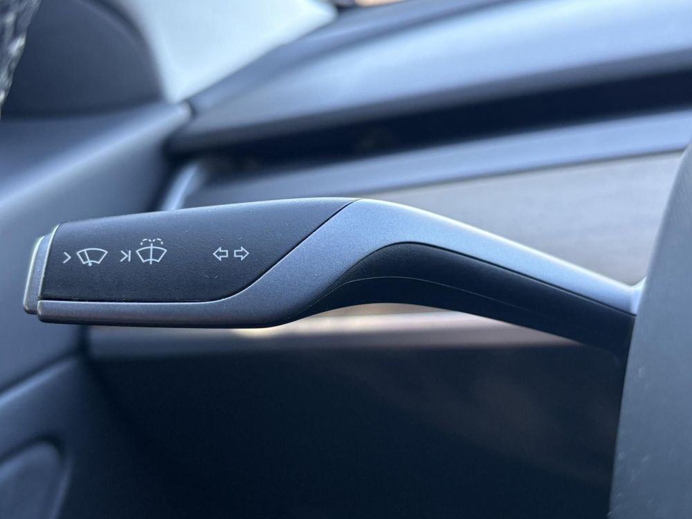 TESLA MODEL 3 Standard Range Plus Aut 62e km. mátrix LED. hőszivattyú. garanciális. premium hifi!