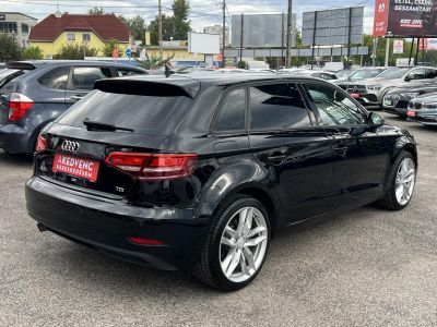 AUDI A3 Sportback 1.6 TDI Sport Friss vezérlés! Xenon Tempomat Navi Bluetooth Ülésfűtés