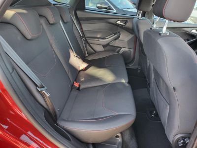 FORD FOCUS 1.5 EcoBoost ST-Line 96e km. M.o.-i. 1.tul. Navi Holttér Tempomat Keyless Ülésfűtés Kormányfűtés
