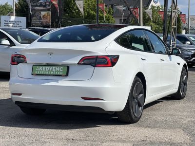 TESLA MODEL 3 RWD (Automata) 37e km. AMD Ryzen. hőszivattyú. LFP akku. garanciális!